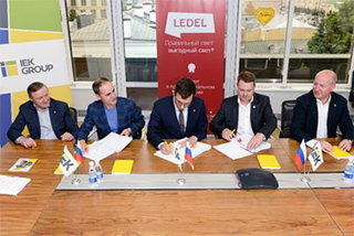 IEK GROUP и LEDEL: синергия совместного развития бизнеса